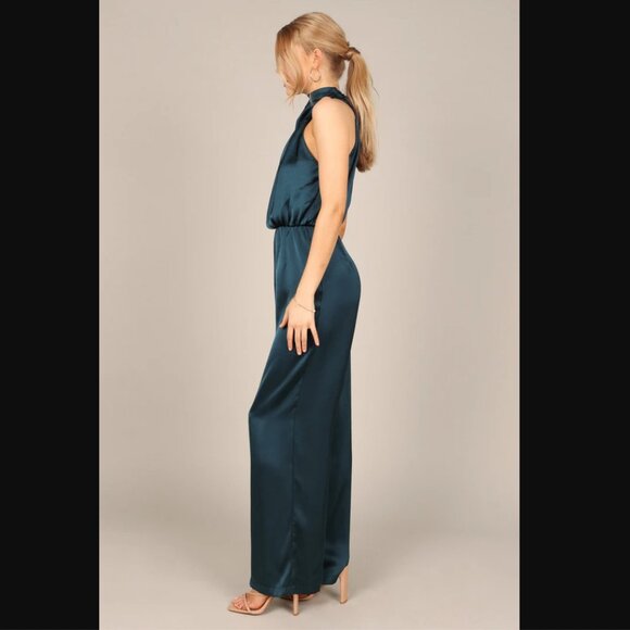 πPRICE DROPπ Petal & Pup Savannah Peacock Teal Satin One Shoulder Jumpsuit XL π¦ - Picture 5 of 12